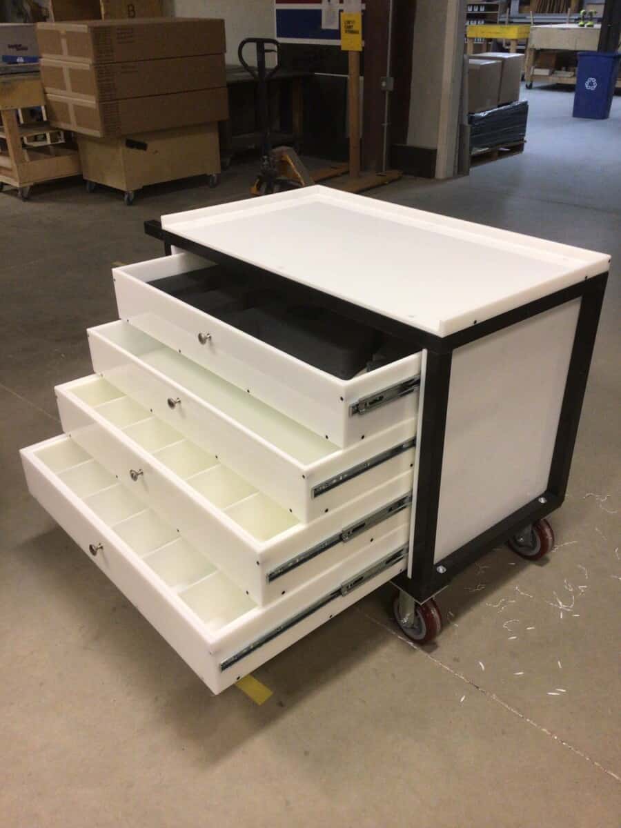 Assembly Kit Cart multi-drawer with shadow foam